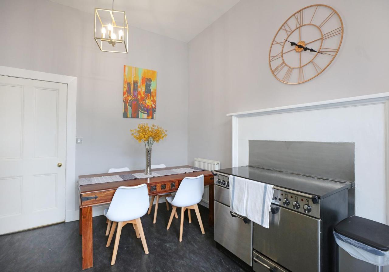 The Forrest Road Residence Edinburgh Ngoại thất bức ảnh